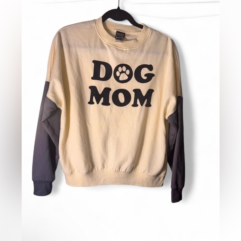 Modern Lux Cream and Black Dog Mom Sweater size S